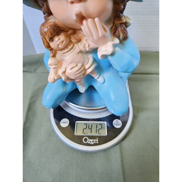 Rare Universal Statuary Girl in Blue Pajamas holding Doll 1974 MCM - Picture 12 of 12